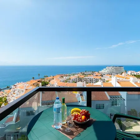 Lovely Fourth Floor Ocean View Lago